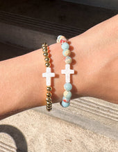 Load image into Gallery viewer, Gold Cross Bracelet