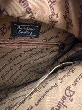 Load image into Gallery viewer, Canteen Genuine Western Leather Women's Crossbody Bag