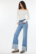 Load image into Gallery viewer, Kan Can Mid Rise Wide Flare Cuff Jeans