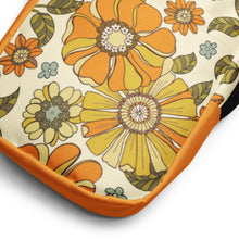 Load image into Gallery viewer, Retro Floral Crossbody Bag