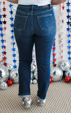 Load image into Gallery viewer, Judy Blue Dark Wash Skinny Jeans
