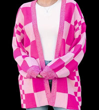 Load image into Gallery viewer, Oversized Soft Pink/Pink Checkered Sweater
