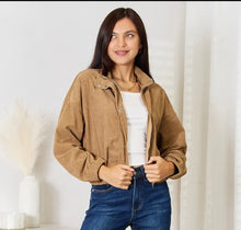 Load image into Gallery viewer, Textured Tan Jacket With Button Snaps
