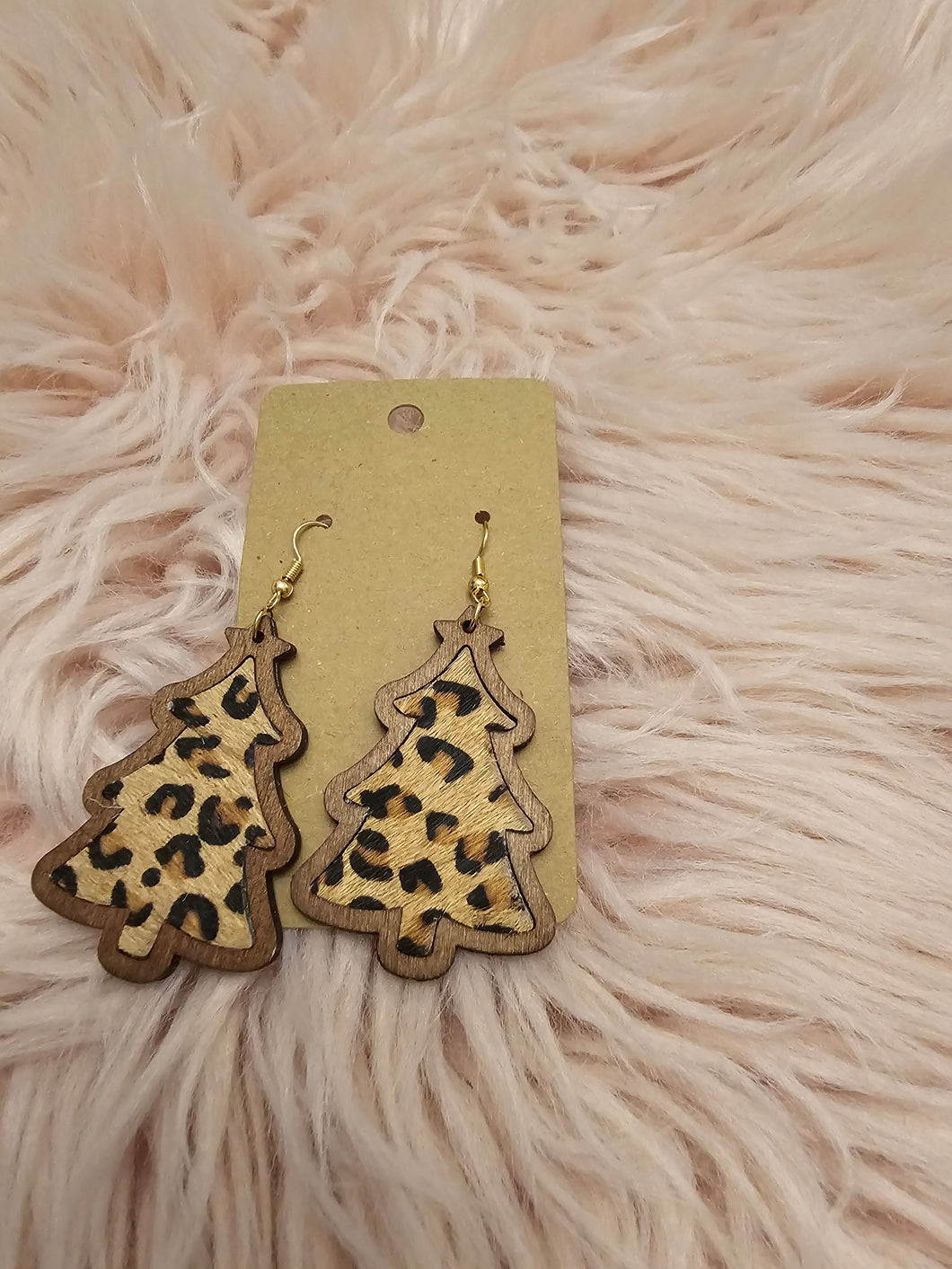 Leopard Tree 🎄 Earrings