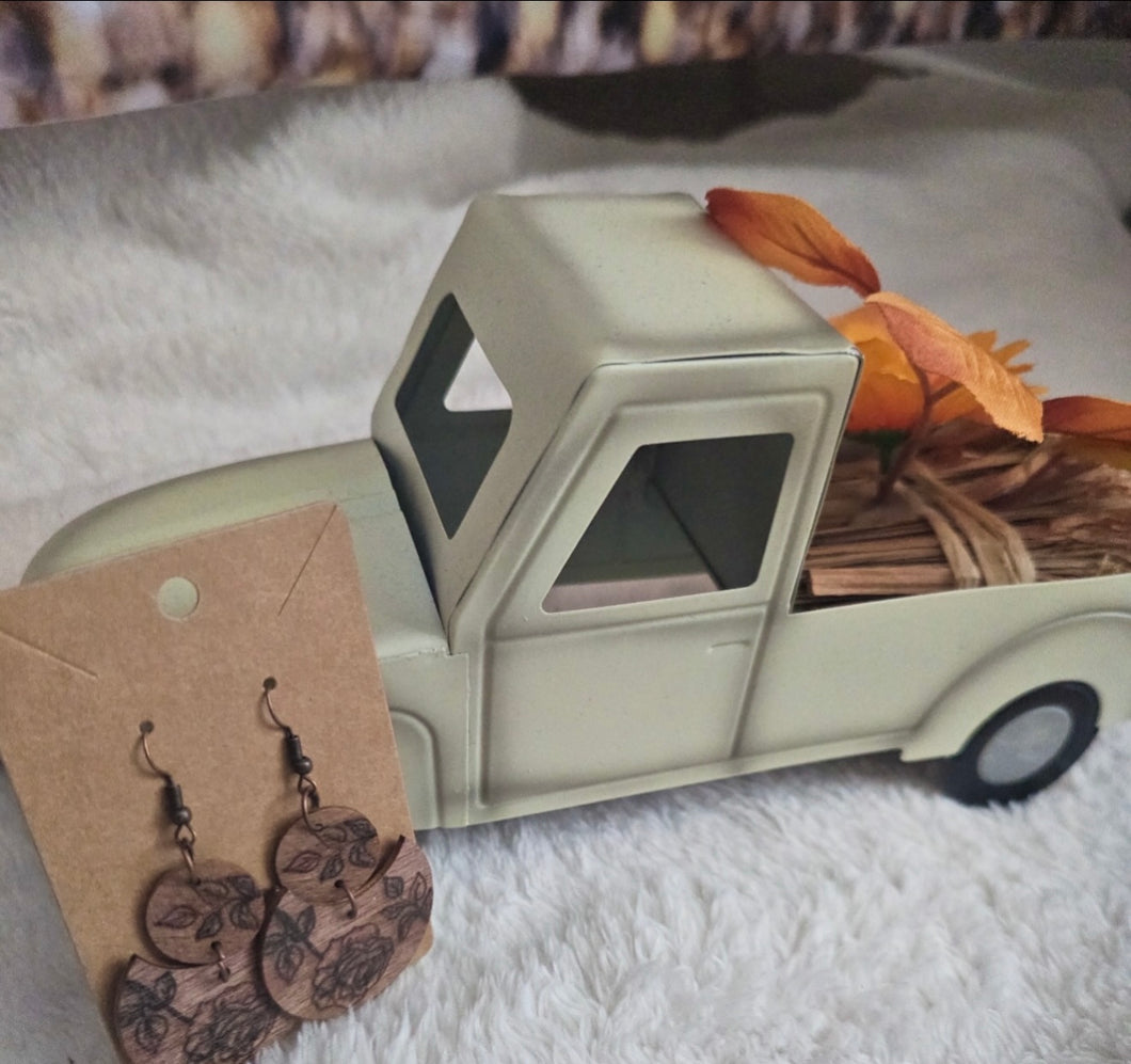 Wooden Floral 💐 Burnt Earrings