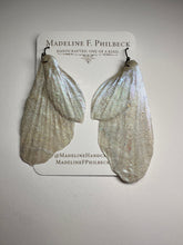 Load image into Gallery viewer, Wing82
