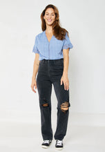 Load image into Gallery viewer, Judy Blue Black Distresed Jeans
