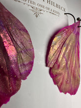 Load image into Gallery viewer, Wing73
