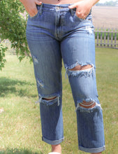 Load image into Gallery viewer, KanCan Boyfriend Distressed Jeans
