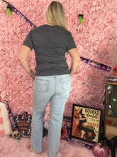 Load image into Gallery viewer, Judy Blue Light Wash Distressed Jeans
