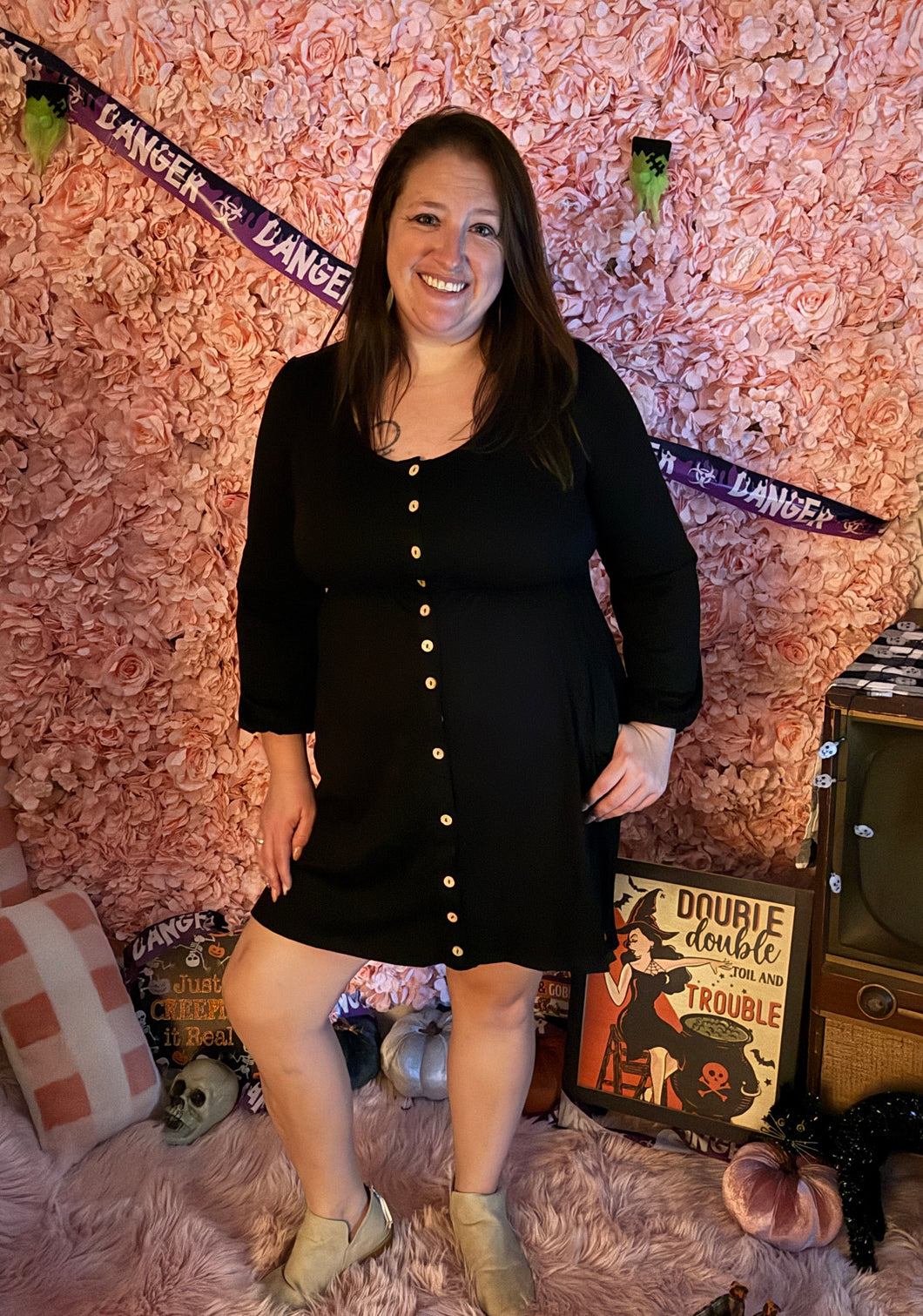 Black Long Sleeve Dress 👗 With Button Up Detail Down Center