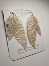 Load image into Gallery viewer, Wing109
