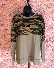 Load image into Gallery viewer, Camo &amp; Brown Color Block Long-sleeve Shirt
