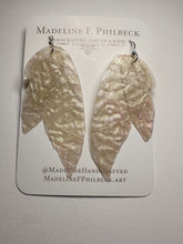 Load image into Gallery viewer, Wing109
