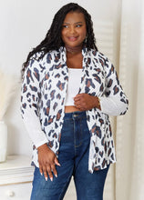 Load image into Gallery viewer, Thin White With Leopard Print Cardigan
