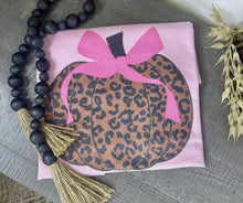 Load image into Gallery viewer, Pink Tee With Leopard Print Tee
