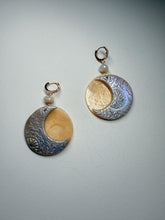 Load image into Gallery viewer, Moondust
