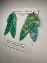 Load image into Gallery viewer, Wing43
