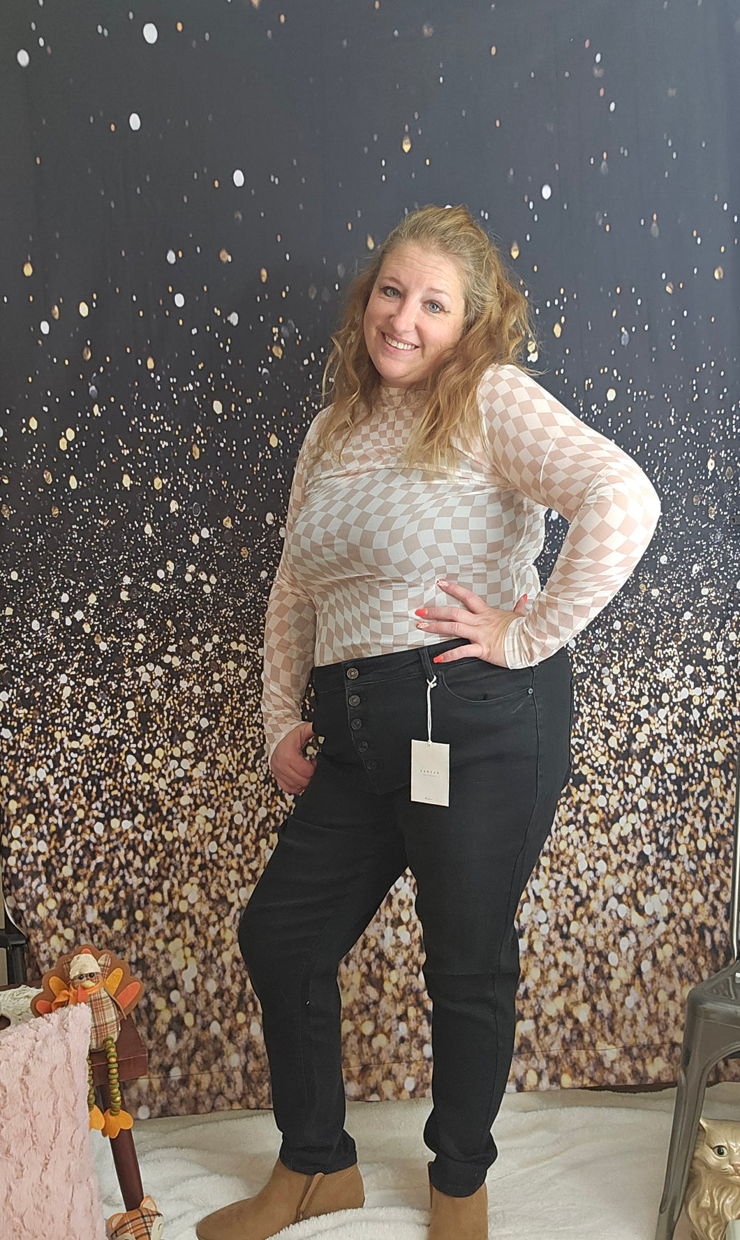 Tan/White Checkered Mesh Long Sleeve Top