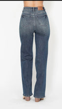 Load image into Gallery viewer, Judy Blue Western Stitch Straight Leg Jeans
