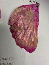 Load image into Gallery viewer, Wing73
