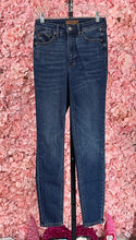 Load image into Gallery viewer, Judy Blue High Waist Tummy Control Skinny Jeans - Size 3
