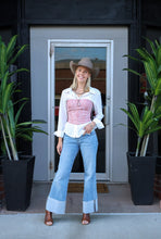 Load image into Gallery viewer, Kan Can Mid Rise Wide Flare Cuff Jeans
